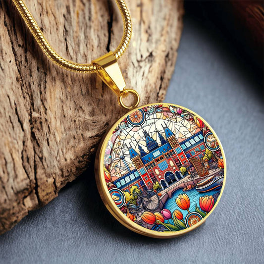 The Amsterdam Circle Pendant Necklace