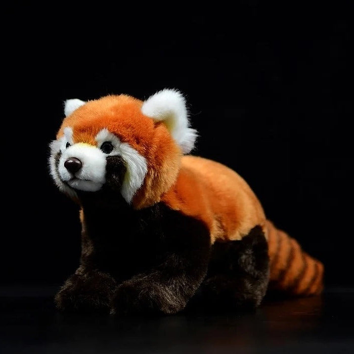 Brinquedo de pelúcia macio de panda vermelho realista