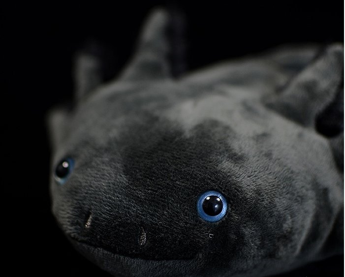 Brinquedo de pelúcia macio de pelúcia axolotl preto