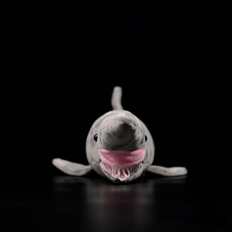 地精鲨鱼毛绒毛绒玩具