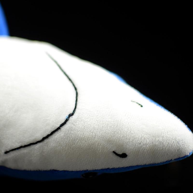 Brinquedo de pelúcia macio tubarão azul