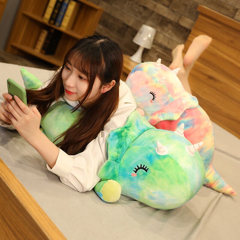 Roztomilý duhový polštář s trojrohým dinosaurem Měkká vycpaná plyšová hračka