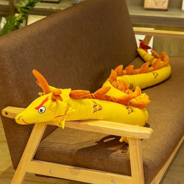 צעצוע קטיפה ממולא דרקון מיתולוגי
